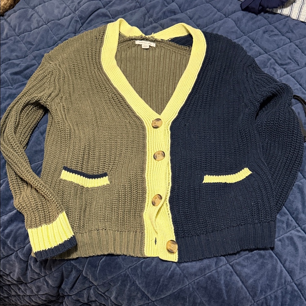 American Eagle Outfitters Olive and Navy Cardigan